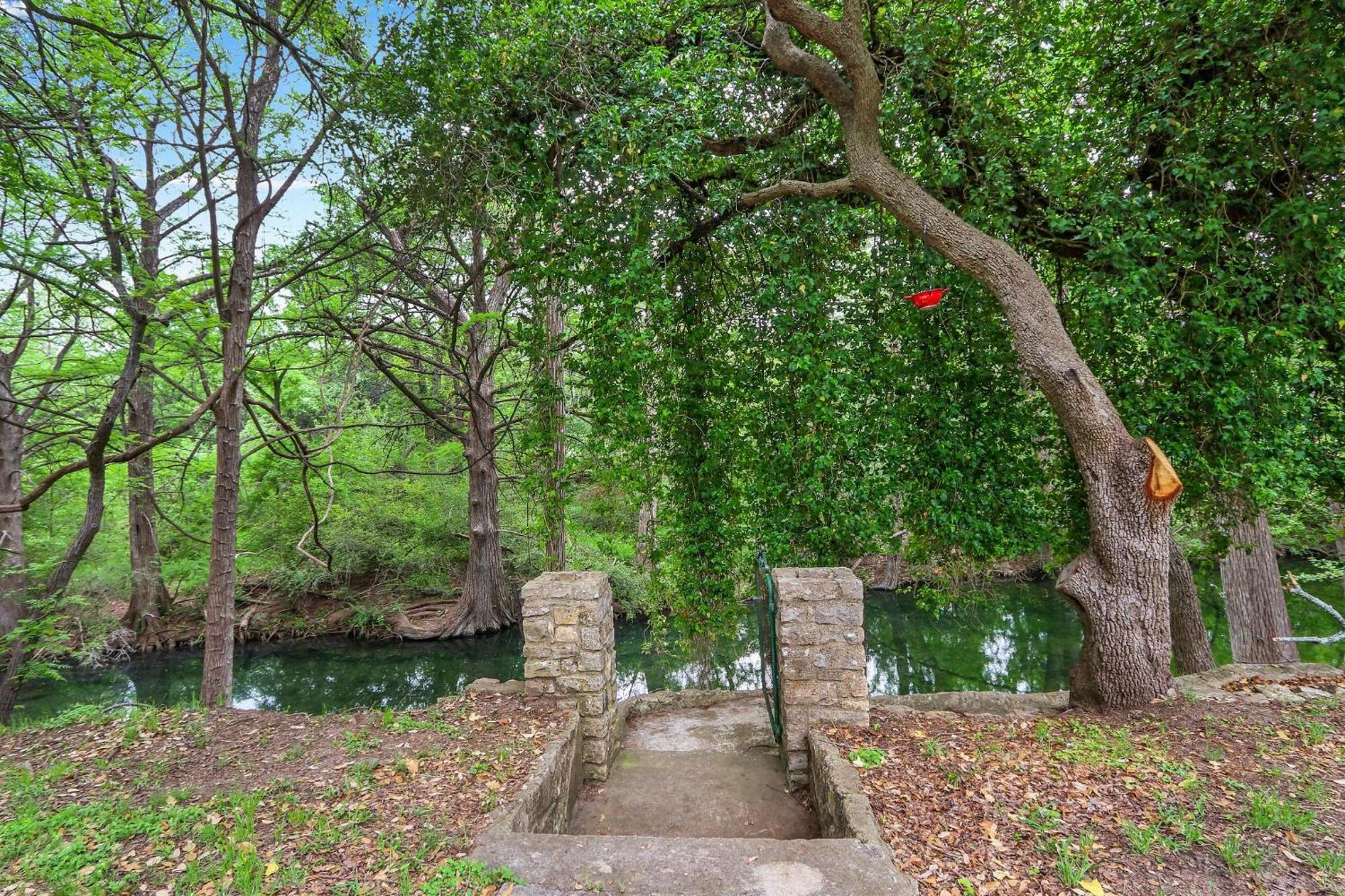 Вилла Rock House On Cypress Creek Уимберли Экстерьер фото