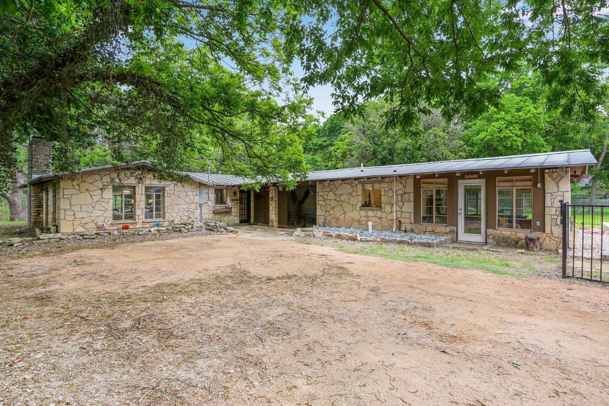 Вилла Rock House On Cypress Creek Уимберли Экстерьер фото
